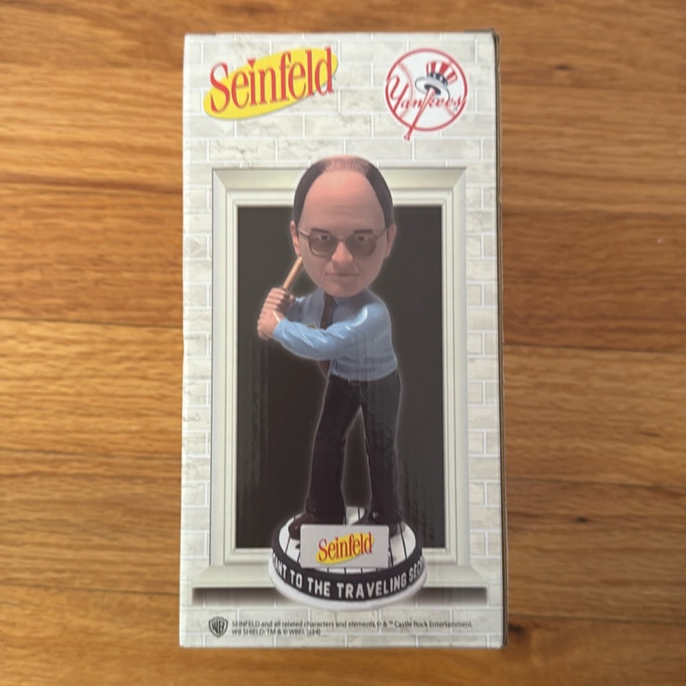 Yankees George Costanza - Assistant to the Traveling Secretary Bobblehead